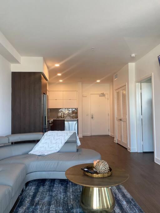 Relax On Wilshire With A View Apartment Los Angeles Exterior foto
