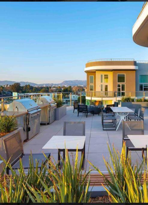 Relax On Wilshire With A View Apartment Los Angeles Exterior foto